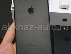2 iPhone 7 plus 128 black and rose