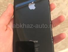iPhone 8 black 64 gb 
