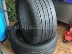 245/40 R18