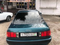 Audi 80