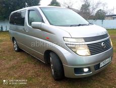 Nissan Elgrand