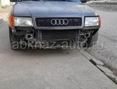 Audi 100