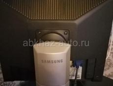 Манитор Samsung