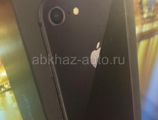 Продаю iPhone 8 