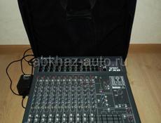 Микшерный  пульт Soundcraft   Spirit FX8