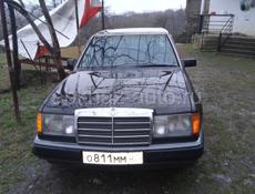 Mercedes-Benz 124