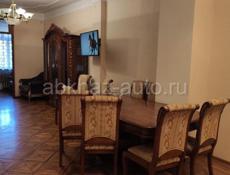 5-комнатная квартира в центре Сухума. Для граждан РФ