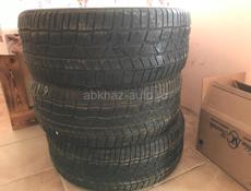 235/45r19 4шт 