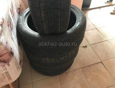 235/45r19 4шт 