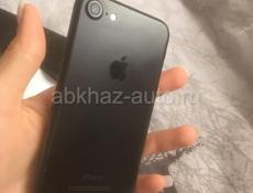 iPhone 7 black 32gb 