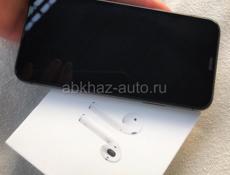 Apple iPhone Xs 64 ГБ + AirPods 2 СРОЧНО