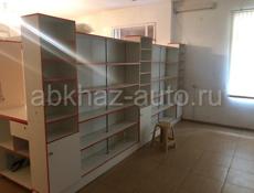 Продам полки для аптеки, магазинов и т. д.