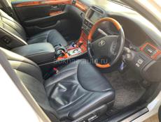 Toyota Celsior