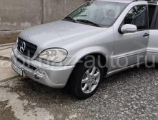 Mercedes-Benz ML