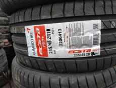 Kumho Ecsta PS71 XL 235/45 R18- НОВЫЕ