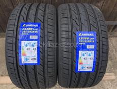 255/35 R18- новые