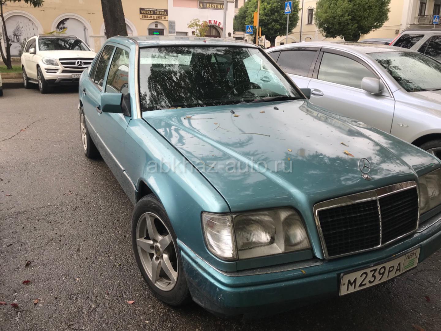 Абхаз авто Мерседес 124 2000 года