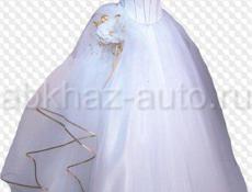 Свадебное платье без аксессуаров, не дорого!