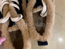 Продаются кеды , Фирма UGG, 39 размер 