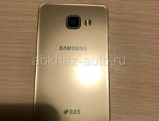 Продаю Samsung Galaxy A5 (2016) (золотой)