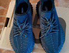 Yeezy Adidas 38размер на 37 ногу