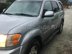 Toyota Sequoia