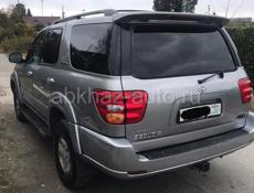 Toyota Sequoia