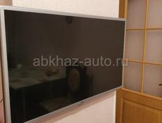 LG smart TV 32" (82см)