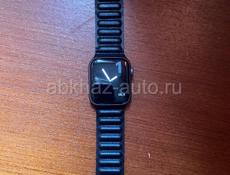 IPhone 11 и Aplle Watch 4