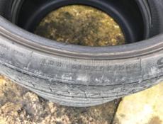 Две шины 225/35R19