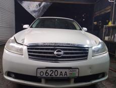 Nissan fuga