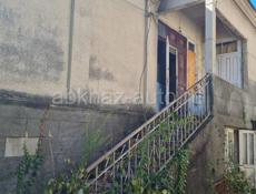 2-х этажный дом без ремонта, с участком 5 соток, в р-не центрального рынка в г Сухум, Абхазия