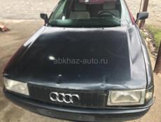 Audi 80