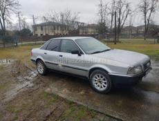 Audi 80