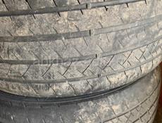 245/45 R17