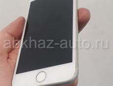 iPhone 8 64 GB silver 