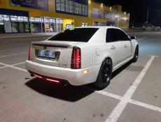 Cadillac STS