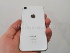 iPhone 8 64 GB silver 