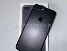 iPhone 7 plus black 32 gb 