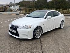 Lexus IS