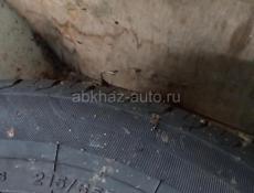 обменяю две Шины 255/50 r19 Pirelli на две r16 215/65