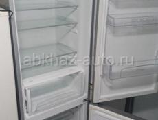 Холодильник INDEZIT