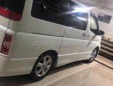 Nissan Elgrand