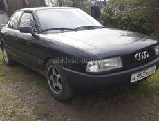 Audi 80