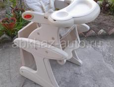 Продам стул-трансформер в очень хорошем состоянии,б/у, после одного ребенка..Можно использовать как высокий стульчик для кормления или как стол со стулом для занятий с малышом...Наклон спинки регулируеться...