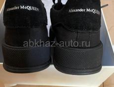 Продам кеды Alexander McQueen 38 размер (чёрные)