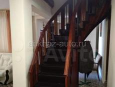  продается 2-х этажный жилой дом с ремонтом,Сухум
