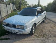 Audi 80