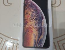 Продаётся айфон xs max 64гб в золотом цвете в идеале 