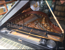 Продам антикварный рояль 